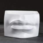 Гипсовая модель "Губы человека"