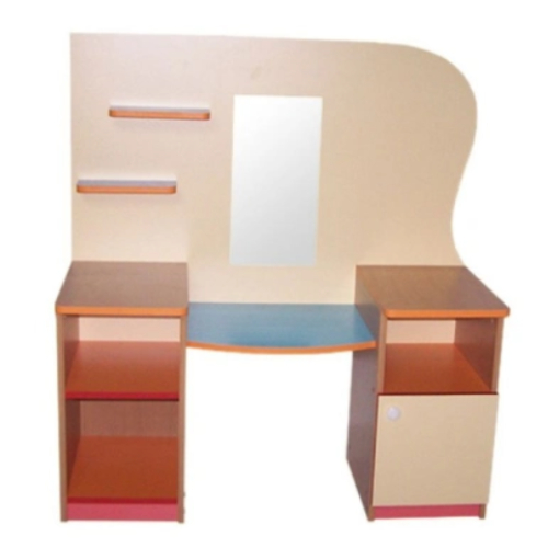 "Уголок парикмахера". 1050х460х1170 мм. "Уголок парикмахера". 1050х460х1170 мм.