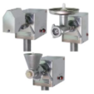 Машина кухонная универсальная УКМ-08 (мясорубка, измельчитель, рыхлитель) (привод. мех. 380 В, 1,1 кВт, число оборотов привод. вала 170 об/мин, мясор. для измел. мяса и рыбы на фарш 180 кг/час, мех.